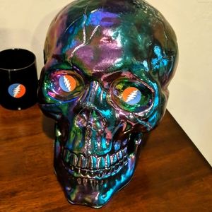 Skull With Stealie Bolt Eyes of the World